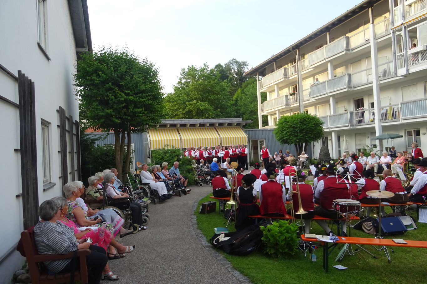 2017-069 Standkonzert St.Peter.jpg